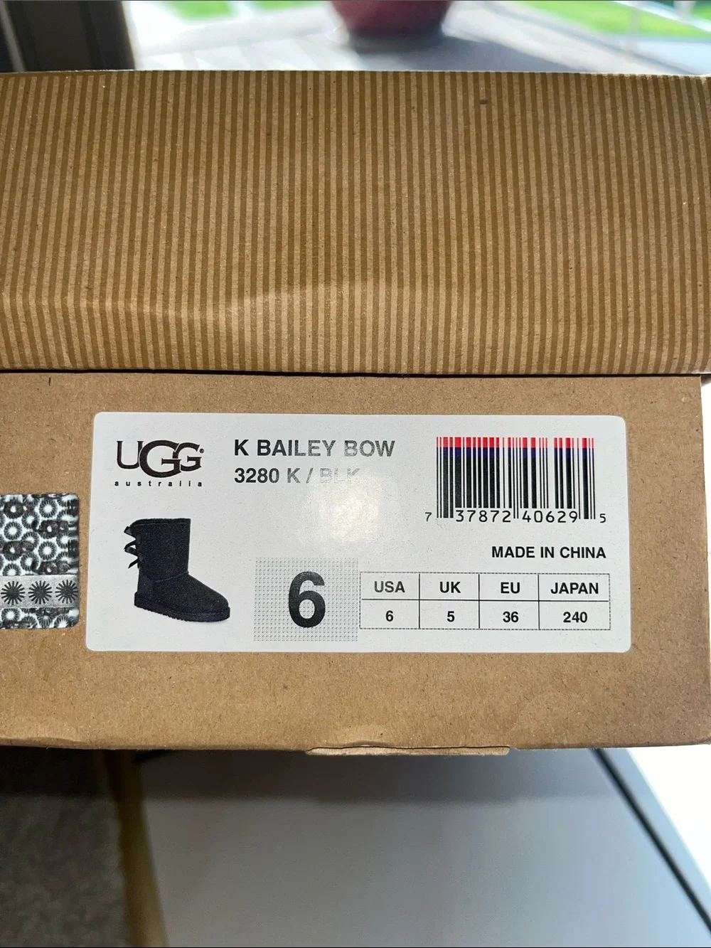 UGG classic mid